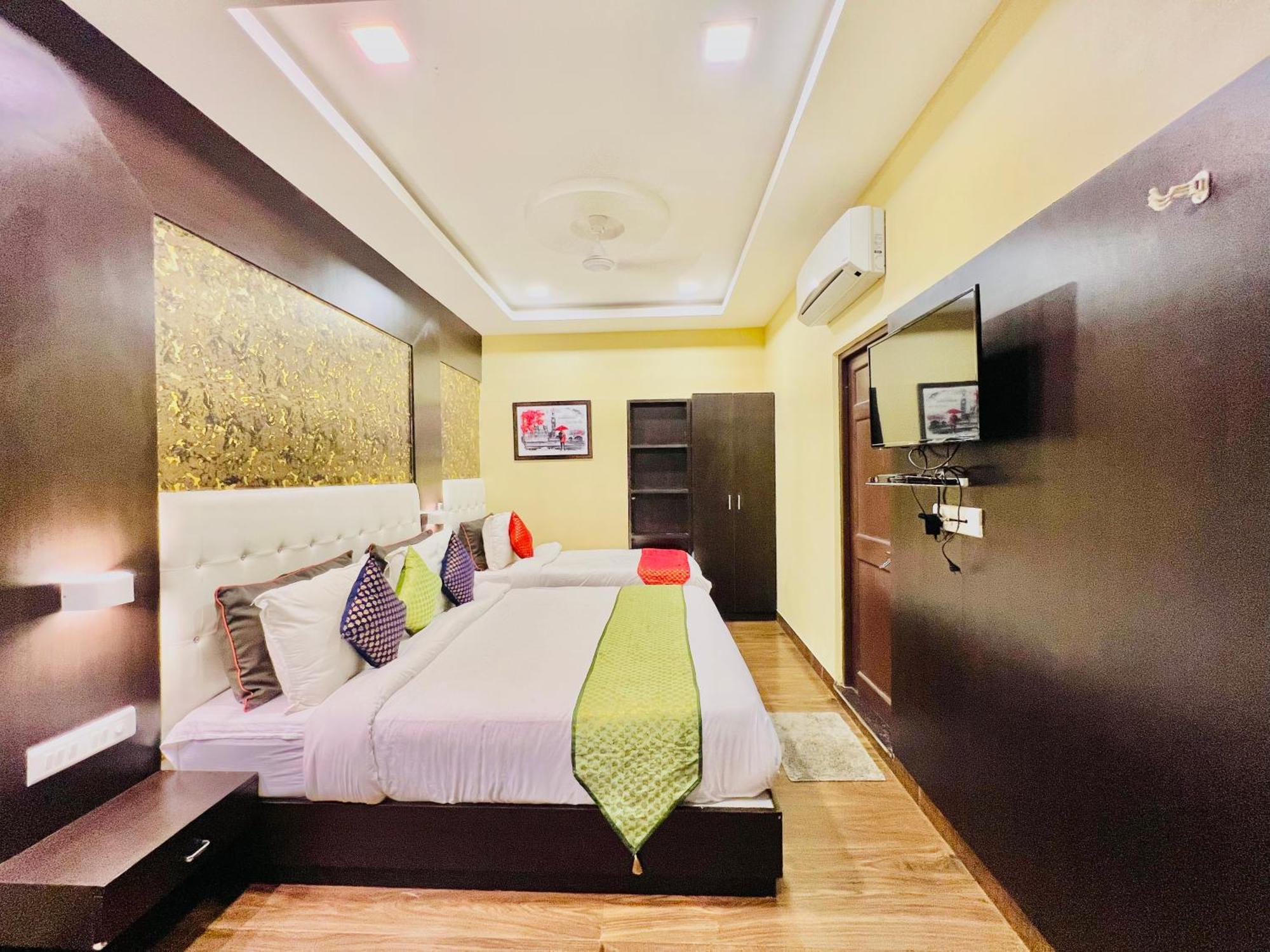 Hotel Grand Bhagwat, Udaipur Exterior foto