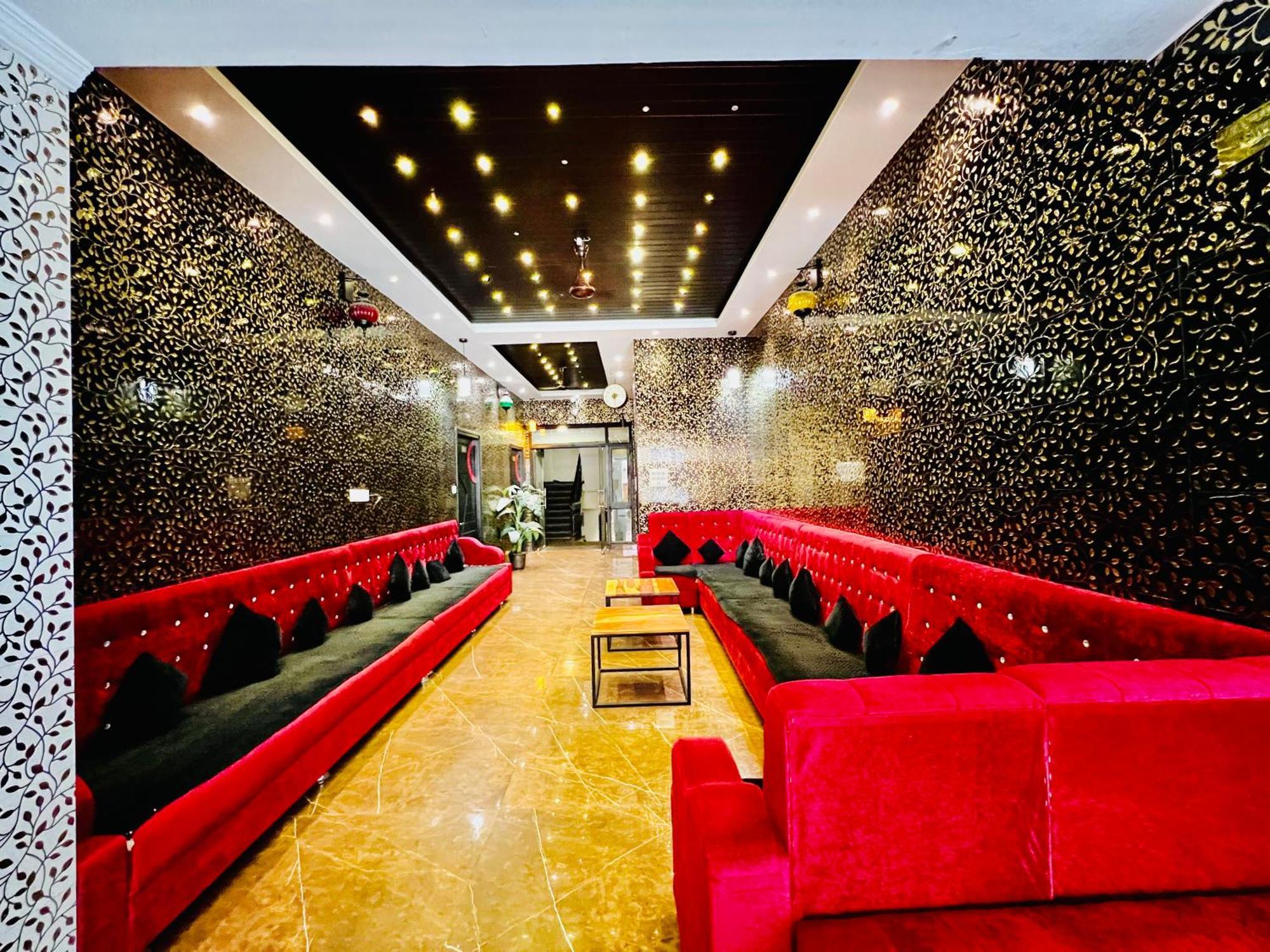 Hotel Grand Bhagwat, Udaipur Exterior foto